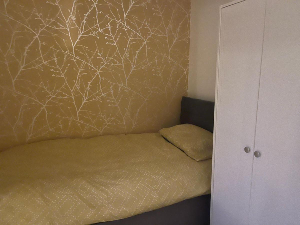 Lakeside View 2 Bedroom House 버밍엄 외부 사진